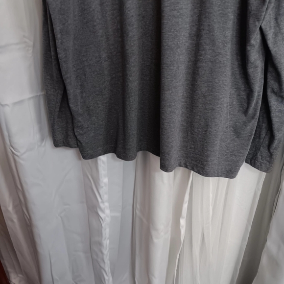 Wisconsin Badgers Sports Teams Long Sleeve XL T-shirt - Picture 6 of 8